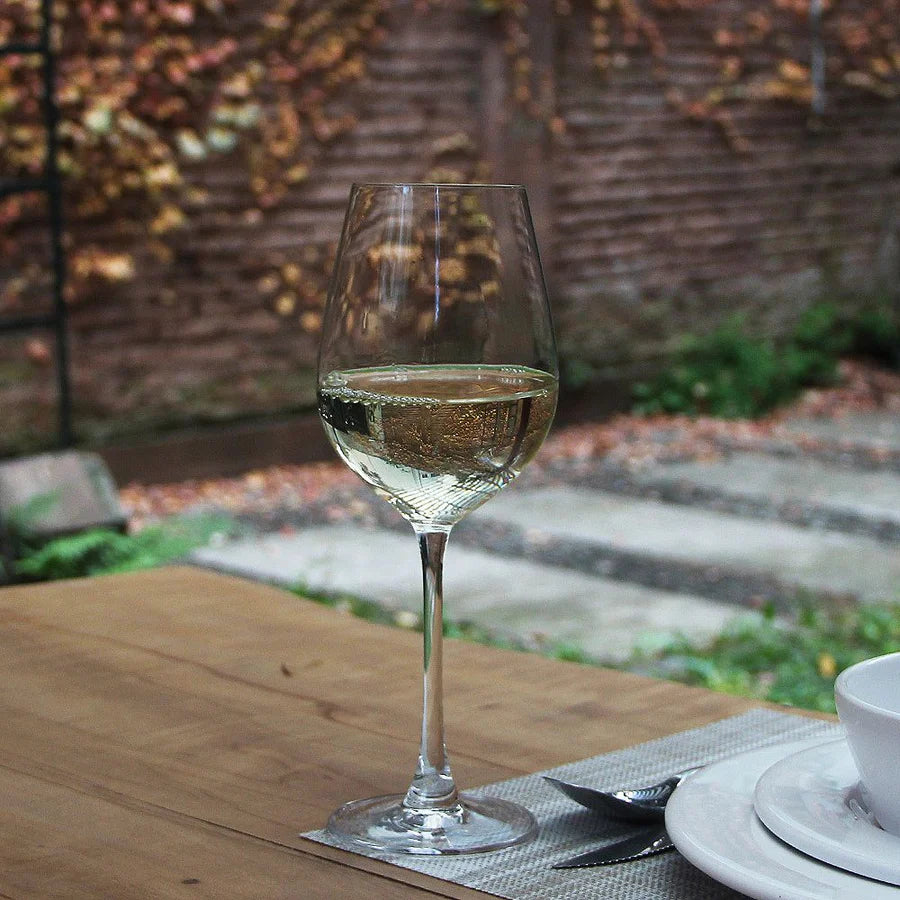 Juego 16 Piezas Queen/Copas Vino Praga