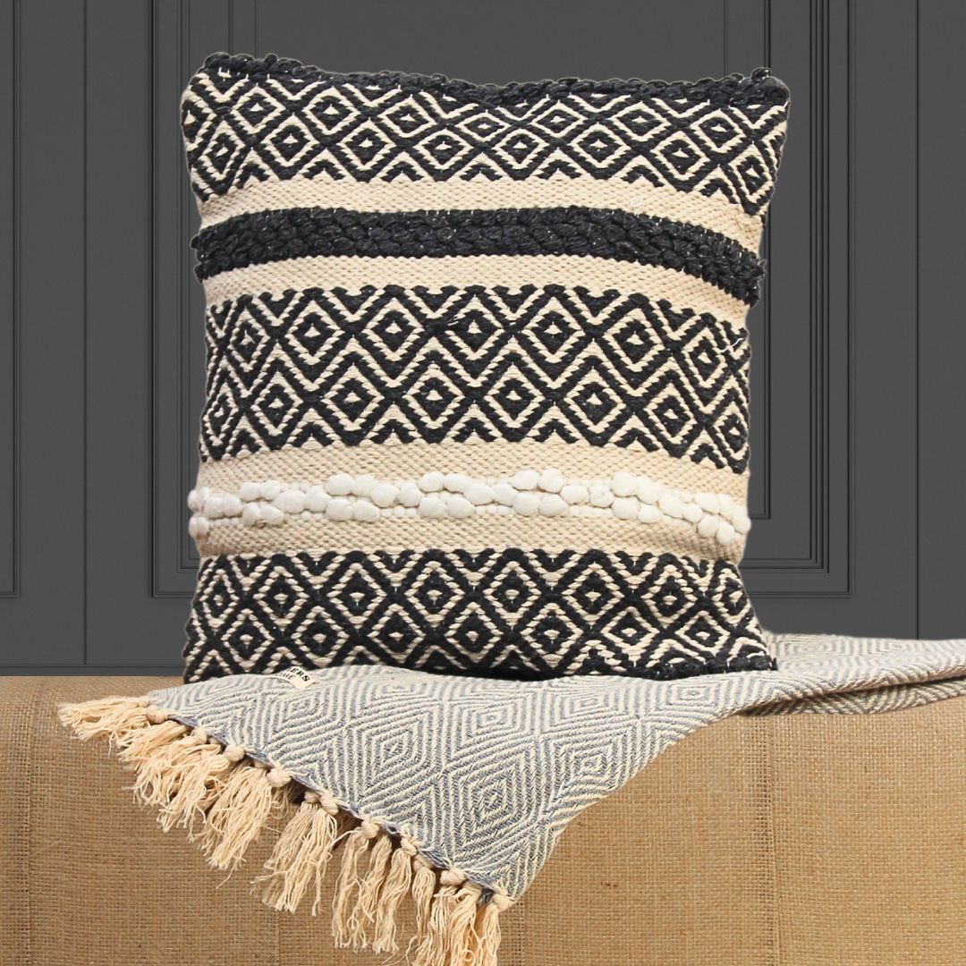 Pack 2 Piezas Almohadón Daria 45 cm x 45 cm/Manta Indra Grey 130 cm x 170 cm