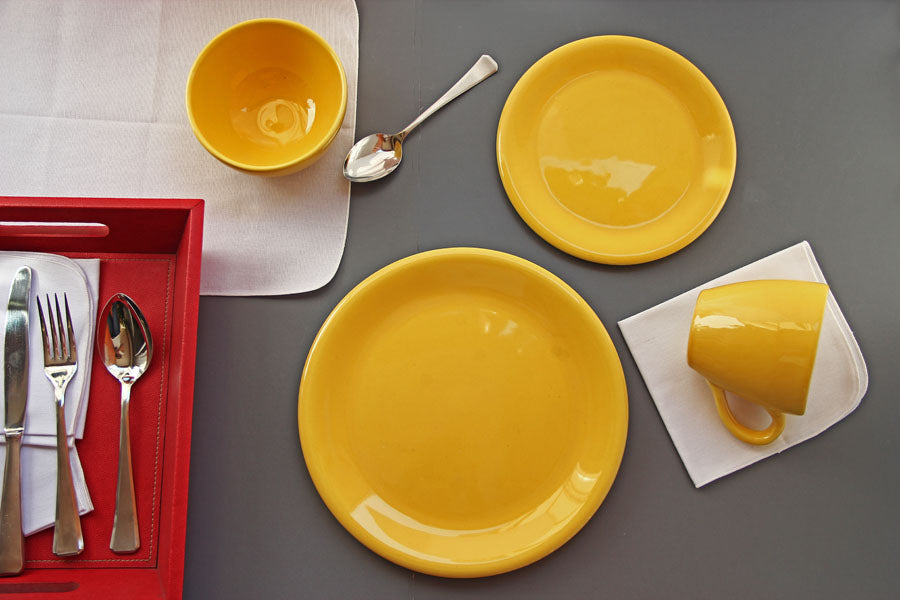 Plato Playo Clásico Amarillo