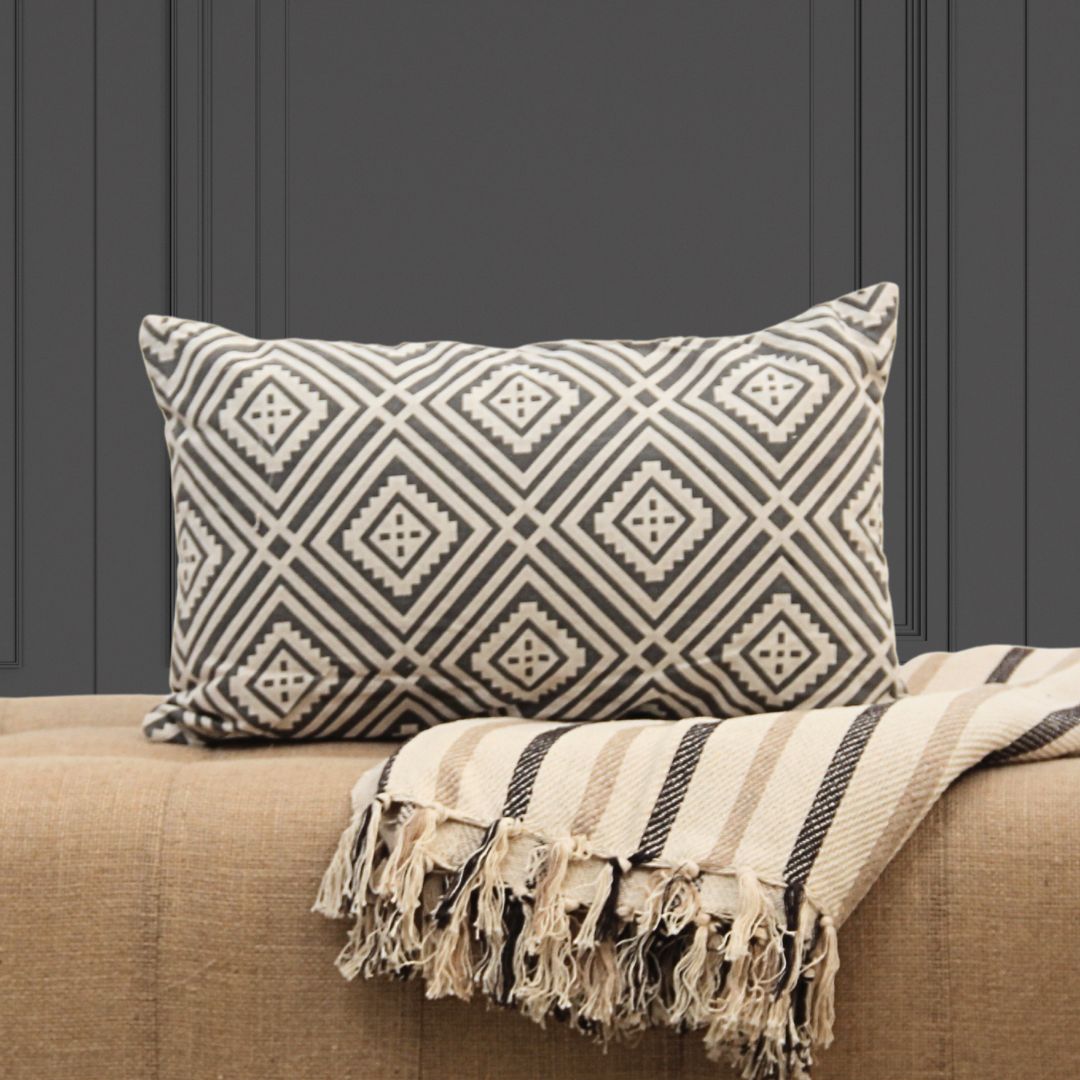 Pack 2 Piezas Almohadón Inka 30 cm x 50 cm/Manta Runa 130 cm x 170 cm