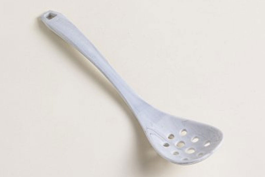 Cuchara Agujereada Simil Marmol