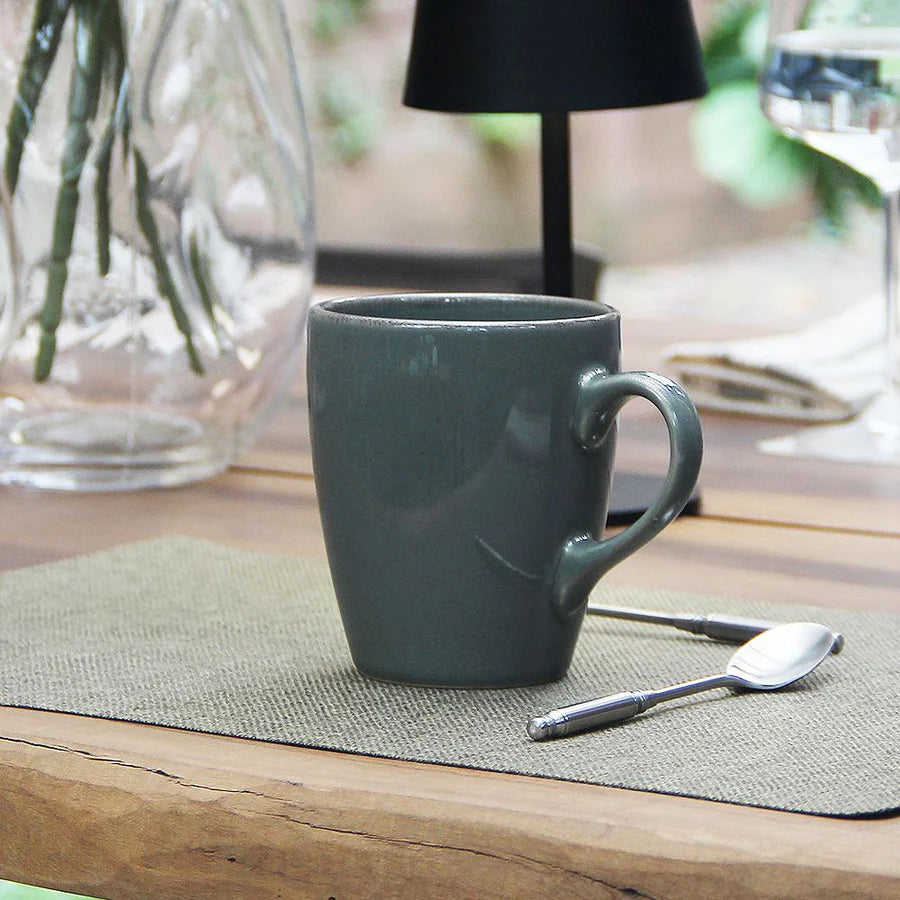 Pack 4 Jarros Positano Verdes/Caja de Té Vintage 23 cm x 9cm x 7 cm