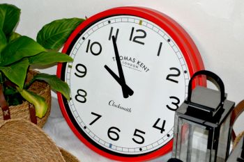 Reloj Thomas Kent Rojo 55 cm